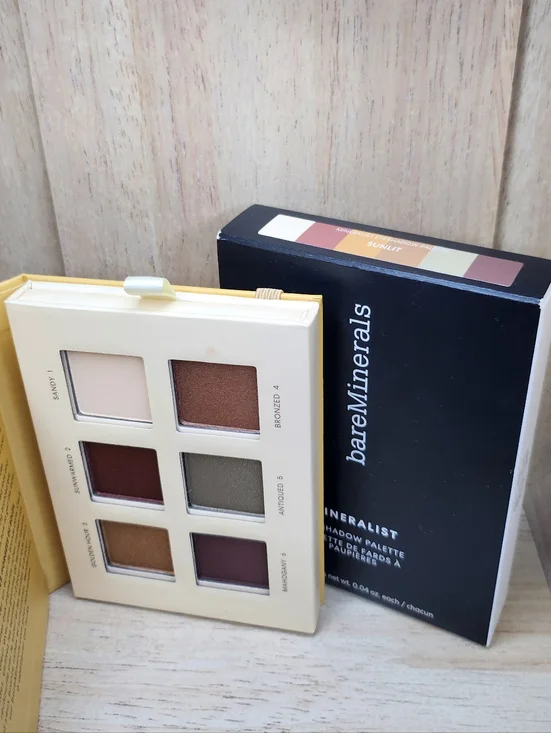 bareMinerals Mineralist Eyeshadow Palette - "Sunlit." - Picture 2 of 3